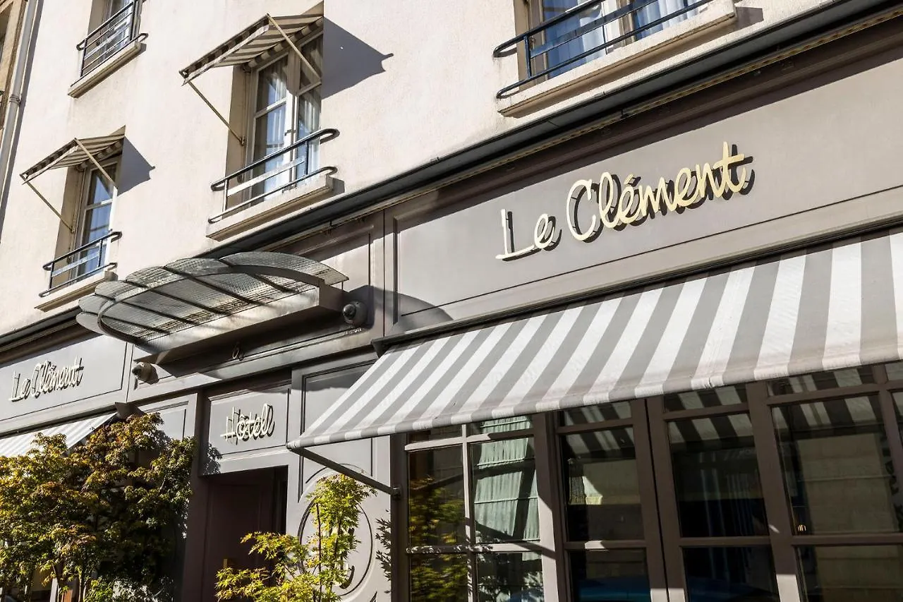 **  Hotel Clement Paris France