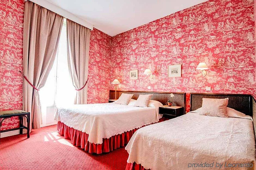Hotel Clement Paris 2*,